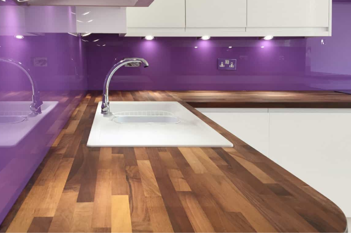 Everything About the Stylish Glass Kitchen Splashback